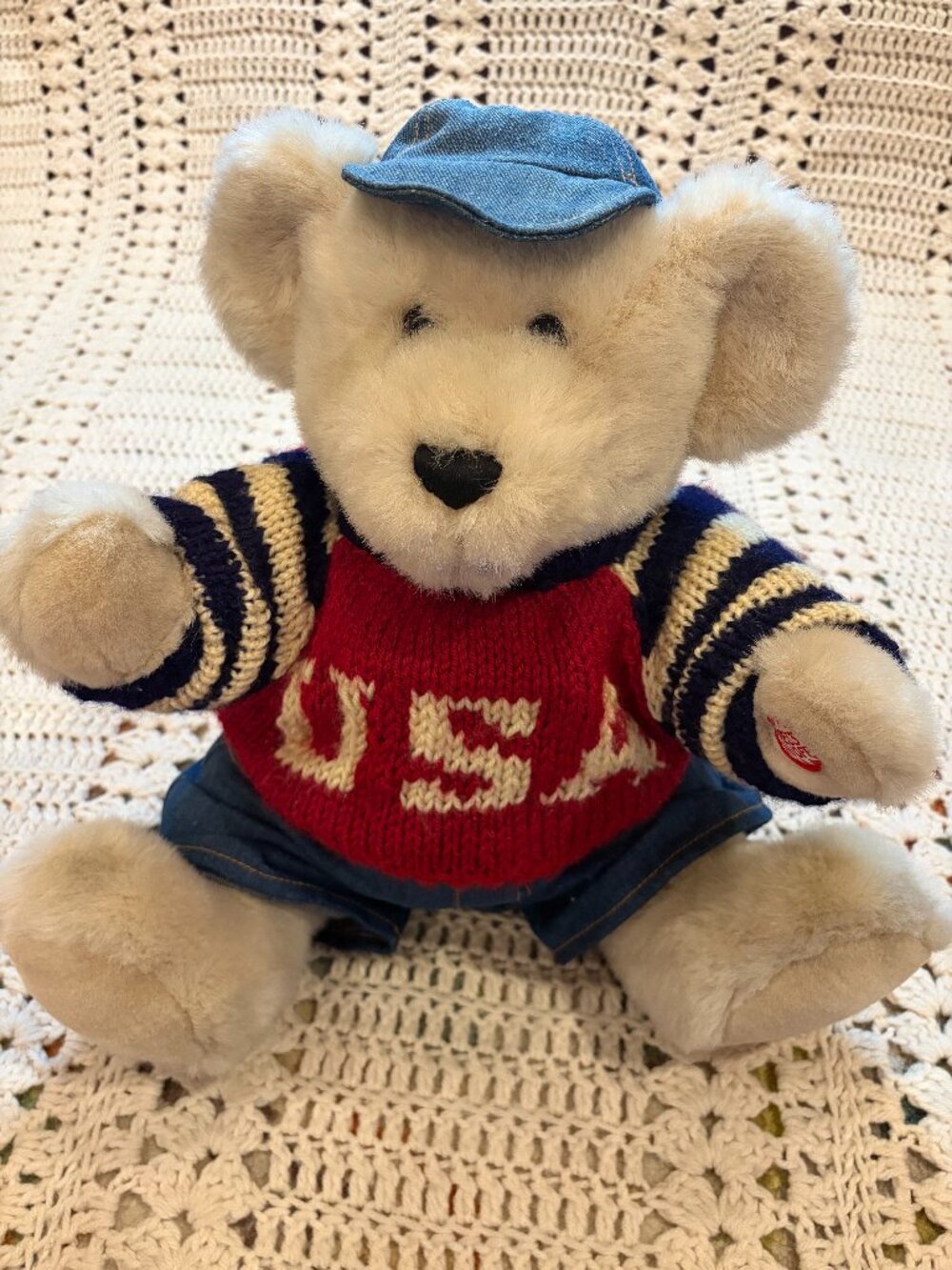 Dan Dee Collector's Choice "God Bless the USA" Singing Teddy Bear